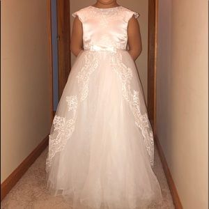 Girls flower girl/ first communion dress